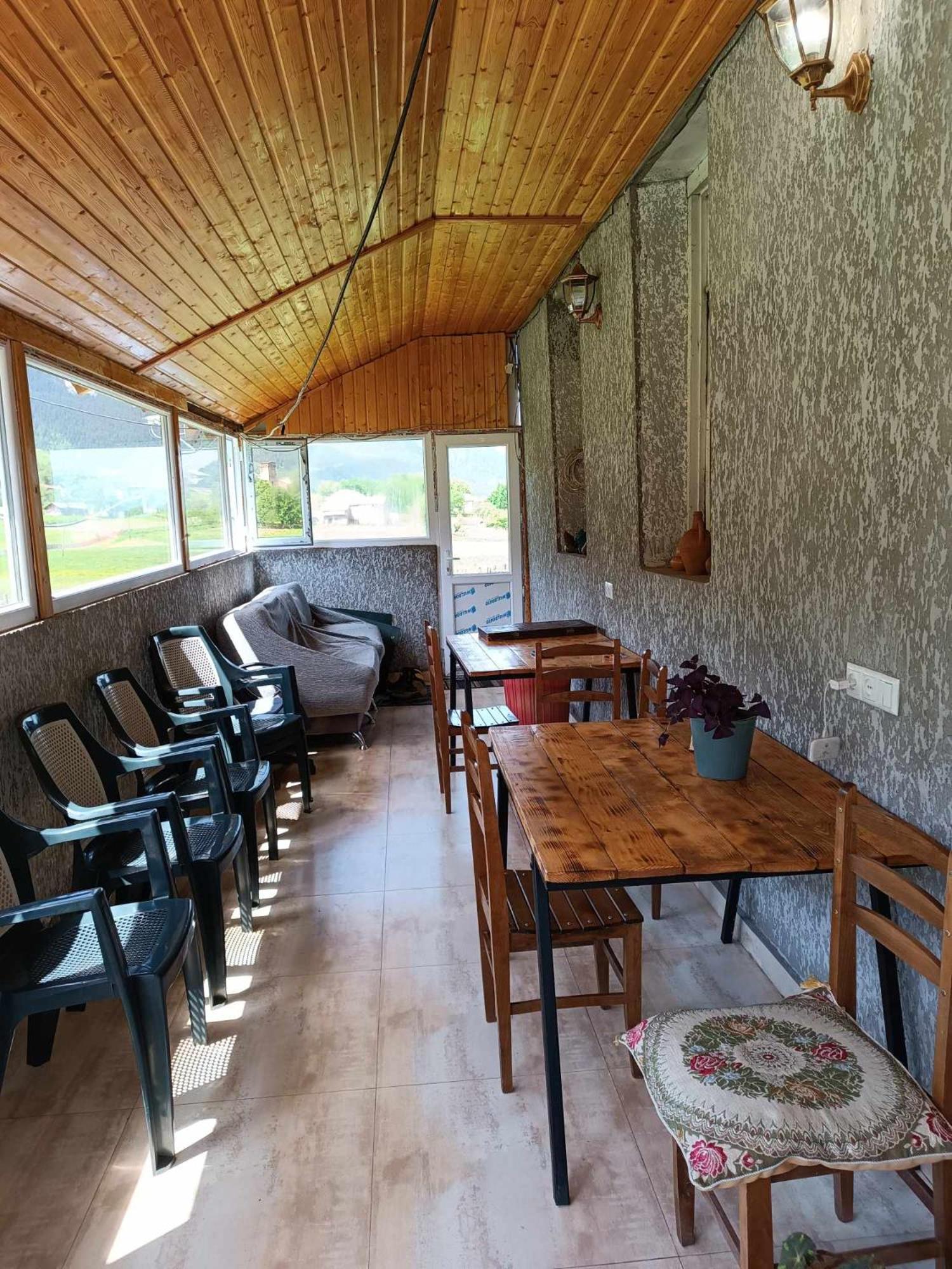 Guest House In Zhabeshi Lali Zewnętrze zdjęcie